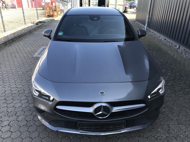 Mercedes-Benz CLA Shooting Brake 180 SB Progressive 8 fach bereift 
