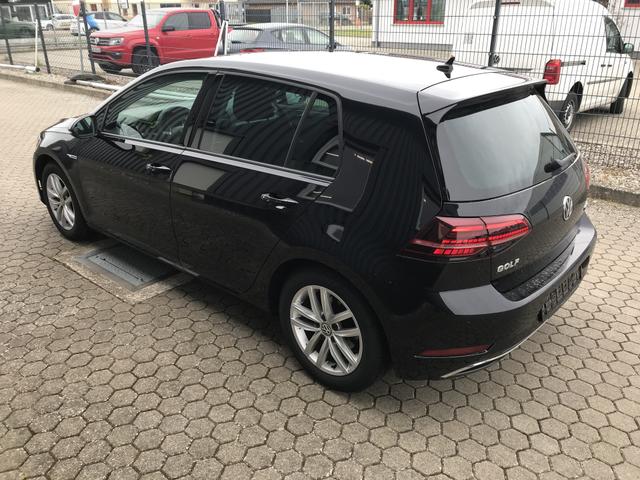 Volkswagen Golf VII 1.5 TSI ACT BlueMotion Comfortline 