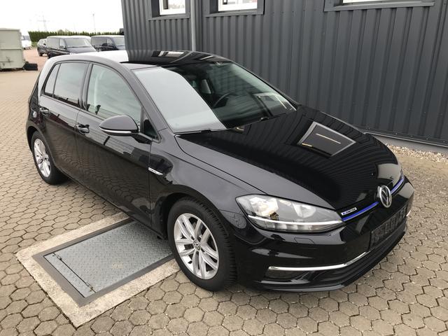 Volkswagen Golf VII 1.5 TSI ACT BlueMotion Comfortline 