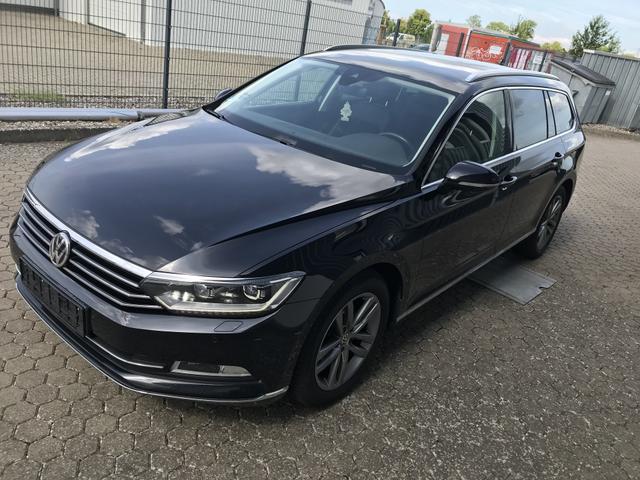 Volkswagen Passat Variant - 1.4 TSI BMT Highline Navi,ACC,LED,AHK
