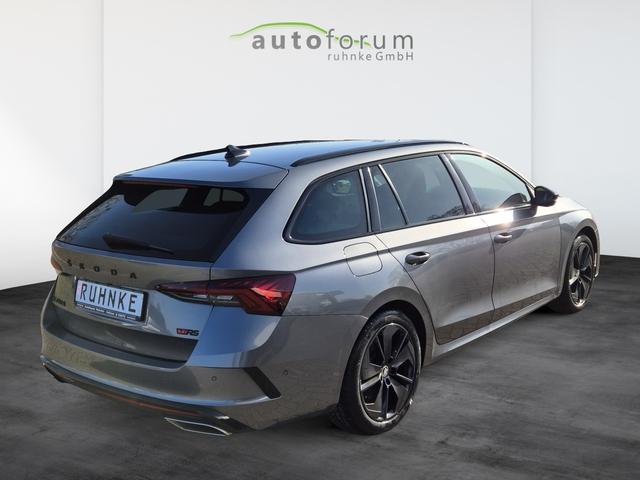 Skoda Octavia Combi 2.0 TSI RS Head-Up Display, PARK ASSIST, Infotainment Columbus 