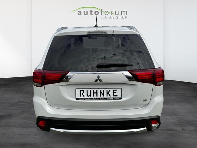 Mitsubishi Outlander 2.0 MIVEC SUV-Star 2WD 