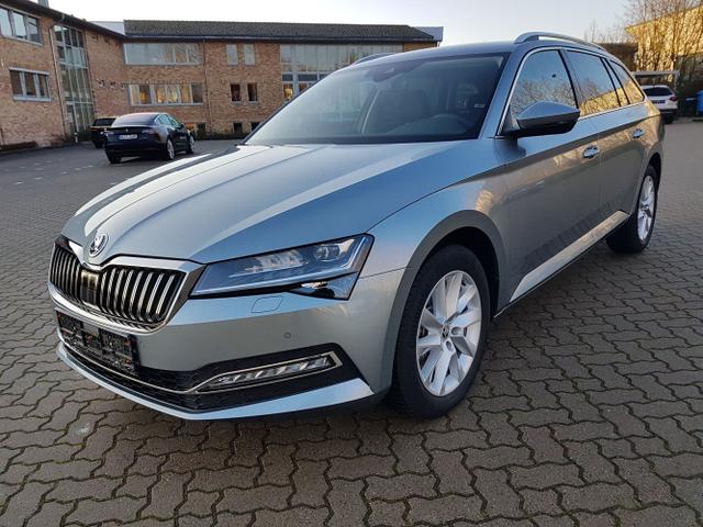 Skoda Superb Combi - Style NAVI/LED/DAB/KAMERA/17" ALU