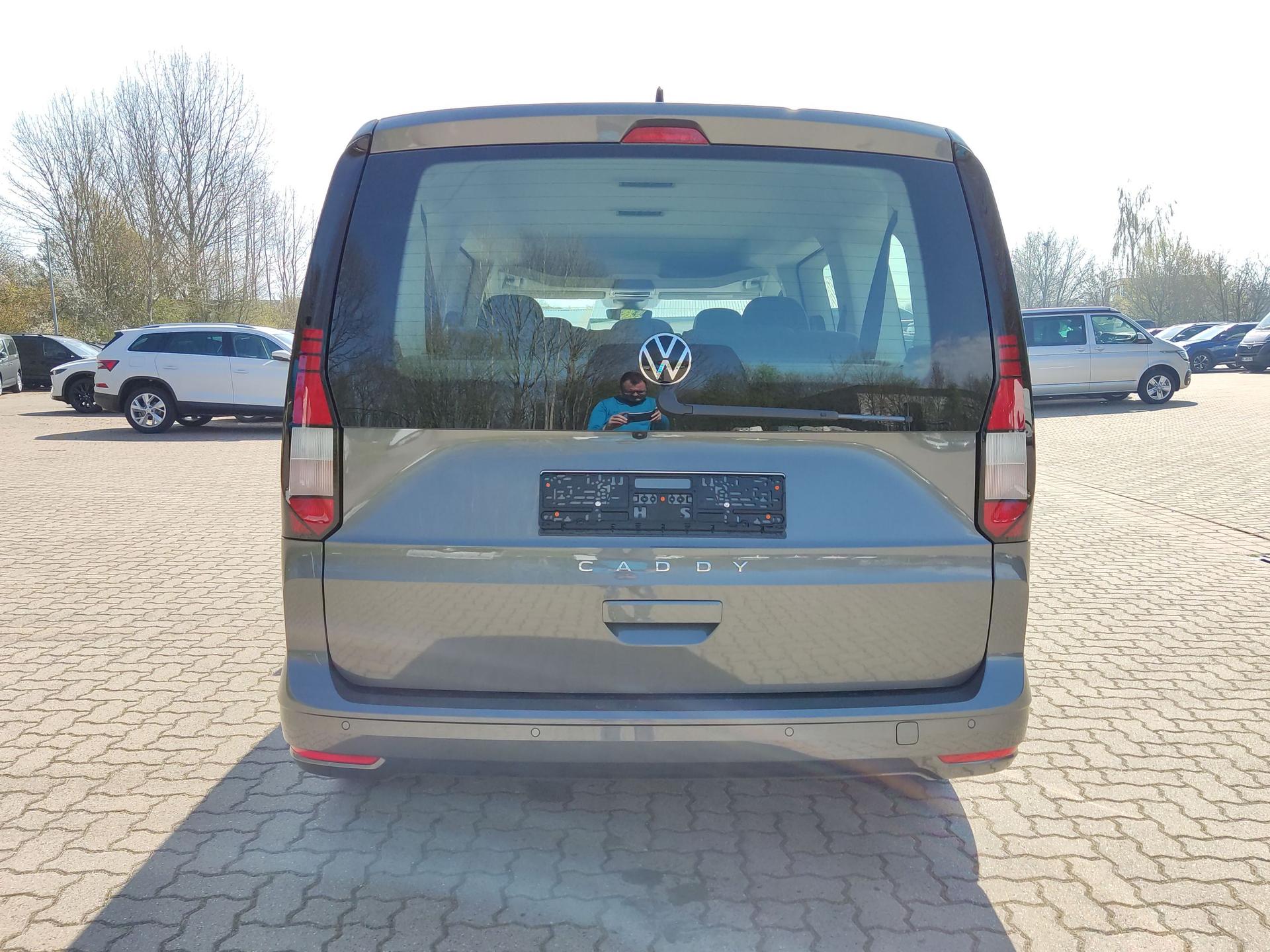Volkswagen / Caddy Maxi / EU-Neuwagen / Reimport