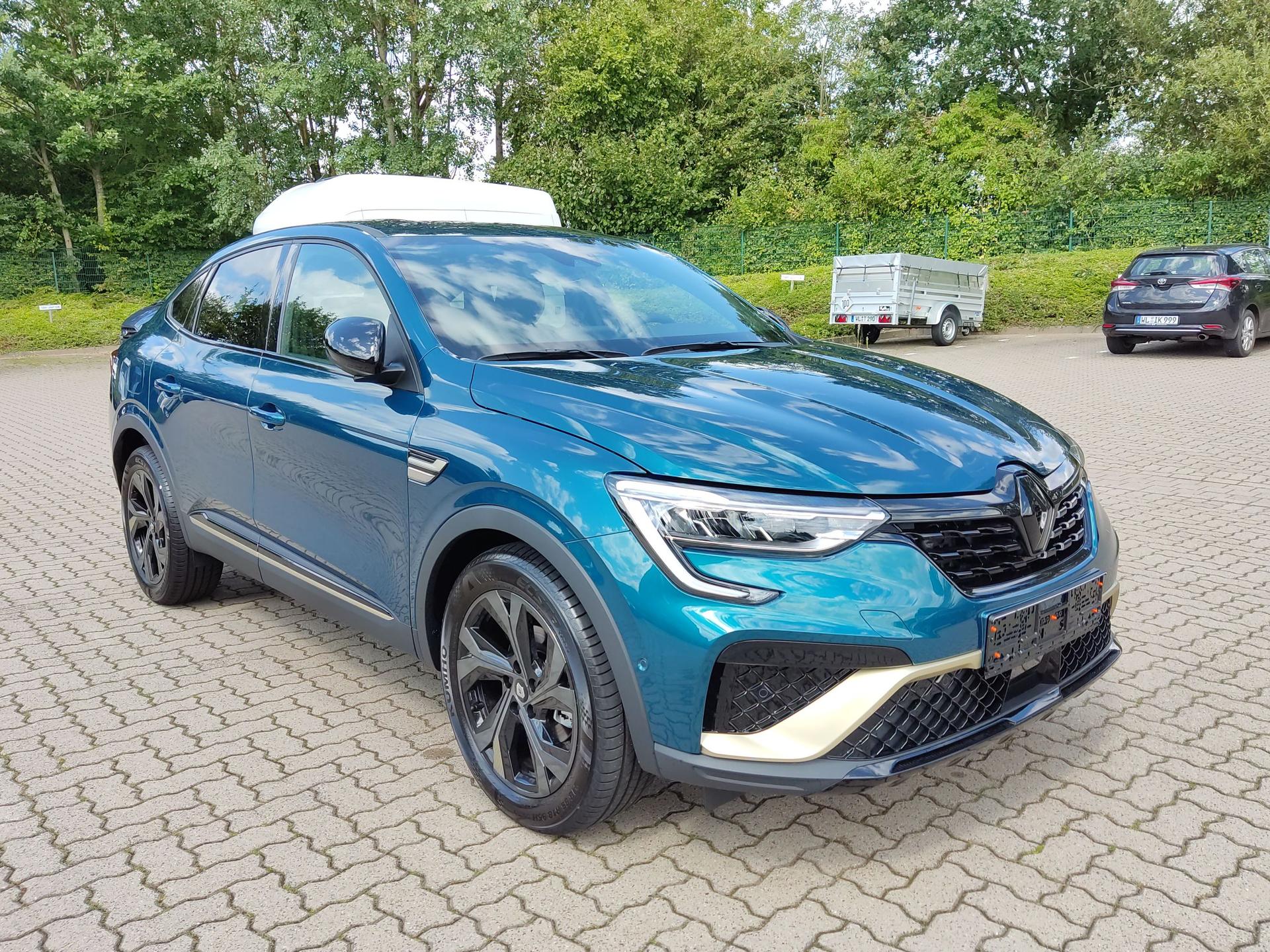 Renault / Arkana /  /  /  / 