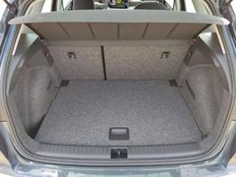 Seat Arona VAMOS 5J GARANTIE+SHZ+KLIMA+PDC+TEMPOMAT+VOLL-LED+16" ALU 