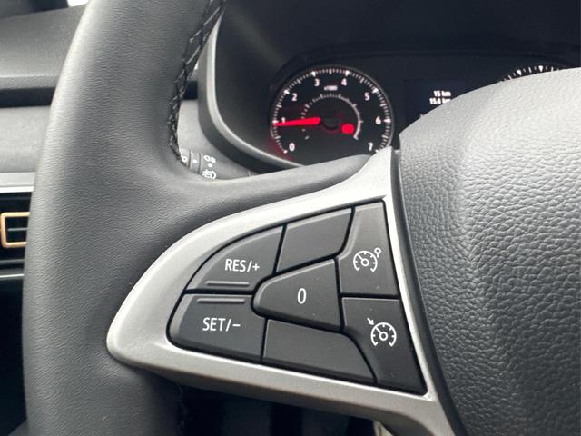 Dacia / Jogger / Orange / / / 7-SITZER+LED+SHZ+ALU+KAMERA+DAB