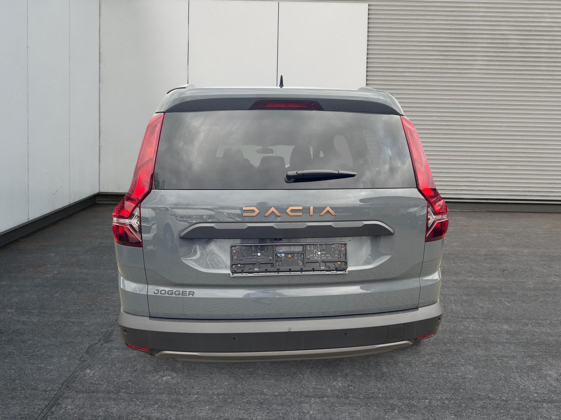 Dacia / Jogger / Orange /  /  / 7-SITZER+LED+SHZ+ALU+KAMERA+DAB