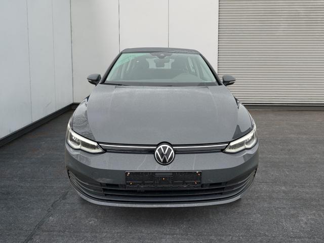 Volkswagen / Golf / Grau / / / NAVI+ACC+LED+KEYLESS