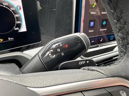 Volkswagen Passat Variant Business DSG+AHK+MASSAGE+NAVI+ACC+KAMERA+LED+17" ALU 