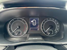 Skoda Fabia Top Selection DSG+5J GARANTIE+KAMERA+KESSY+LED 