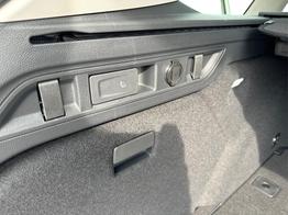 Volkswagen Passat Variant Elegance DSG+NAVI+MATRIX+MASSAGE+ACC+KAMERA 