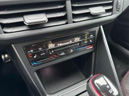 Volkswagen Polo GTI + IQ-LIGHT+PARK ASSIST+ SHZ+ACC 
