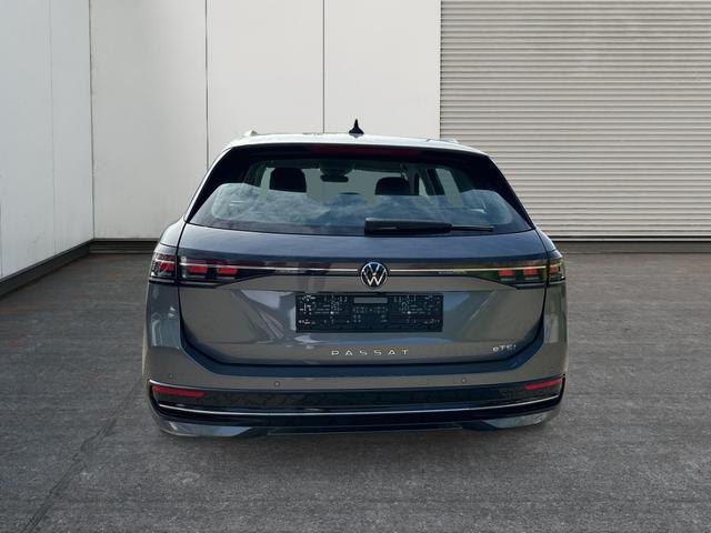Volkswagen / Passat Variant / Grau / / / ***NEUES MODELL 2024***
