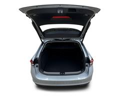 Skoda Superb Combi Selection DSG+NAVI+EL. HECKKL.+KESSY+SHZ V+H 