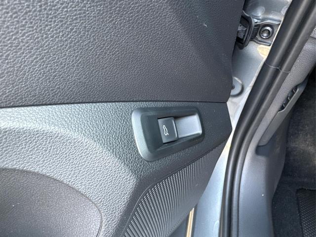 Skoda / Kamiq / Grau / / / FACELIFT+EL HECKKL.+ACC+SHZ+LED, Beispielbilder, ggf. teilweise mit Sonderausstattung