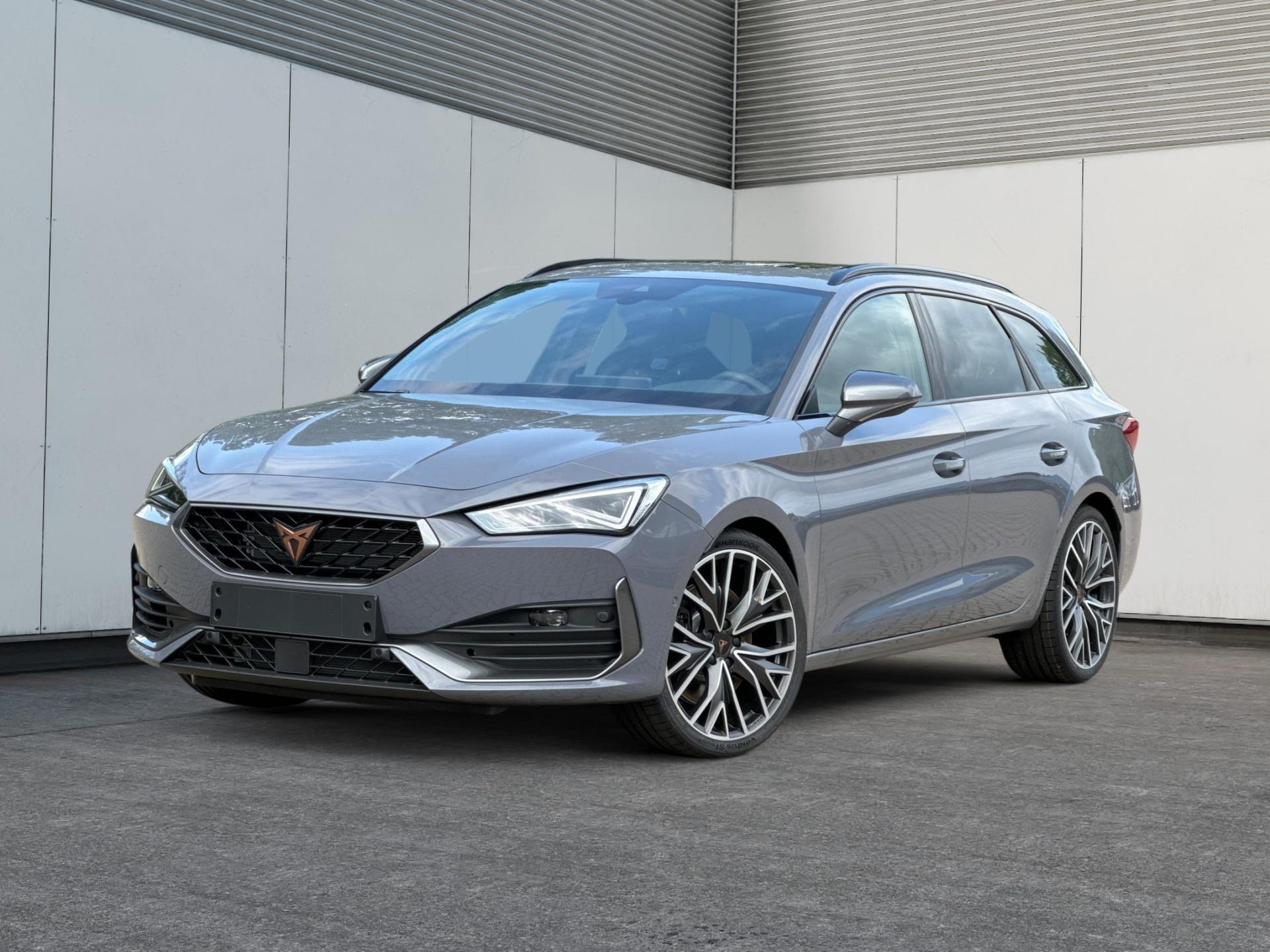 Cupra / Leon Sportstourer / Grau /  /  / ST VZ 4Drive MATRIX-LED+PANO+19''+EL. HECK.+ACC+KAMERA