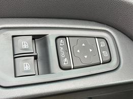 Renault Trafic Komfort 3,07t+KAMERA+PDC+AHK+GJR+LED 