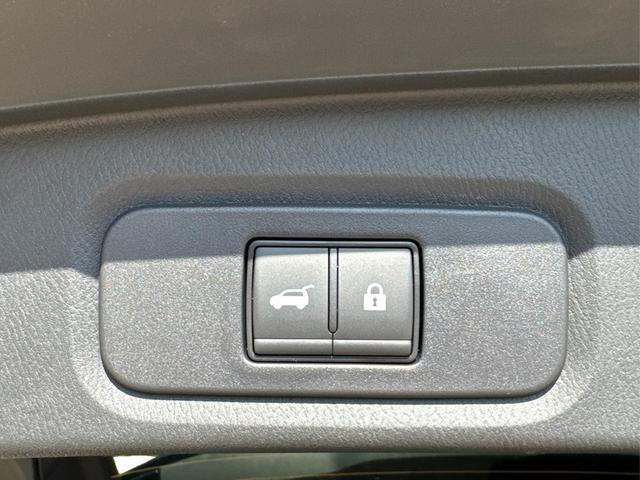 Nissan / Qashqai / Schwarz / / / FACELIFT+360°KAMERA+ACC+PDC+EL. HECKKL. 