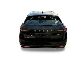 Skoda Superb Combi L&K Laurin & Klement DSG+4WD+ NAVI+CANTON+MATRIX 