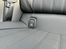 Skoda Superb Combi L&K Laurin & Klement DSG+4WD+ NAVI+CANTON+MATRIX 