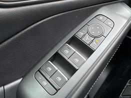 Nissan Qashqai N-CONNECTA FACELIFT+ KAMERA+ ACC+ PDC+ SHZ+ LED 