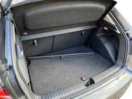 Skoda Fabia Dynamic KAMERA+SHZ+GARANTIE+KESSY+KLIMA+LED+16" LM+SMARTLINK 