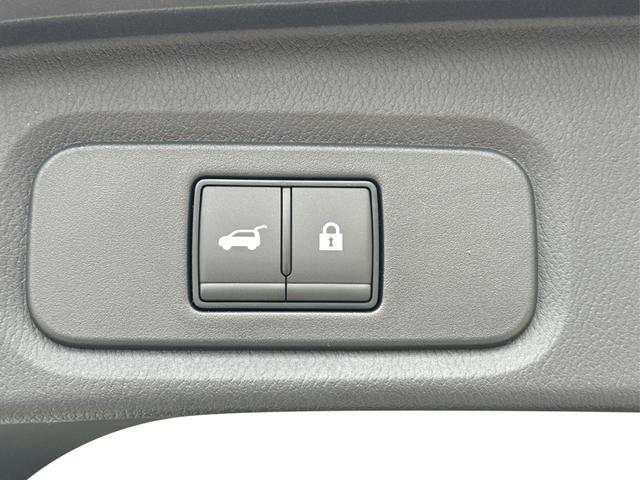 Nissan / Qashqai / Weiß / / / FACELIFT+360°KAMERA+ACC+PDC+EL. HECKKL. , Beispielbilder, ggf. teilweise mit Sonderausstattung