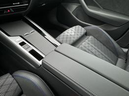 Volkswagen Passat Variant R-Line 4WD+DSG+ Navi+Head-UP+Matrix-LED+ACC 