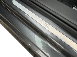 Volkswagen Passat Variant R-Line 4WD+DSG+ Navi+Head-UP+Matrix-LED+ACC 