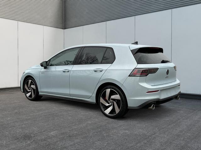 Volkswagen / Golf / / / / , Beispielbilder, ggf. teilweise mit Sonderausstattung