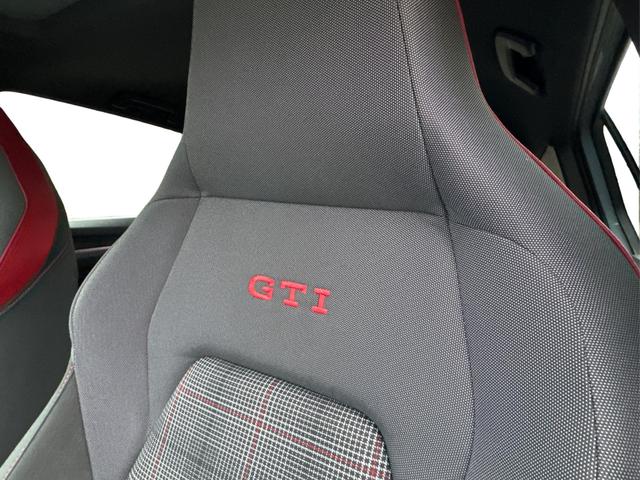 Volkswagen / Golf / / / / , Beispielbilder, ggf. teilweise mit Sonderausstattung
