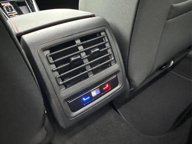 Volkswagen / Golf / / / / , Beispielbilder, ggf. teilweise mit Sonderausstattung
