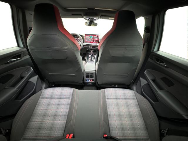 Volkswagen / Golf / / / / , Beispielbilder, ggf. teilweise mit Sonderausstattung