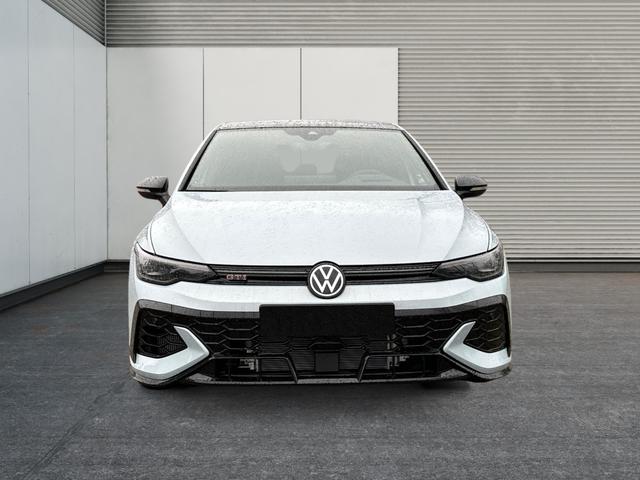 Volkswagen / Golf / / / / , Beispielbilder, ggf. teilweise mit Sonderausstattung