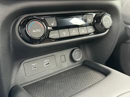 Nissan Juke N-CONNECTA NAVI+KAMERA+SHZ+VOLL-LED+PDC 