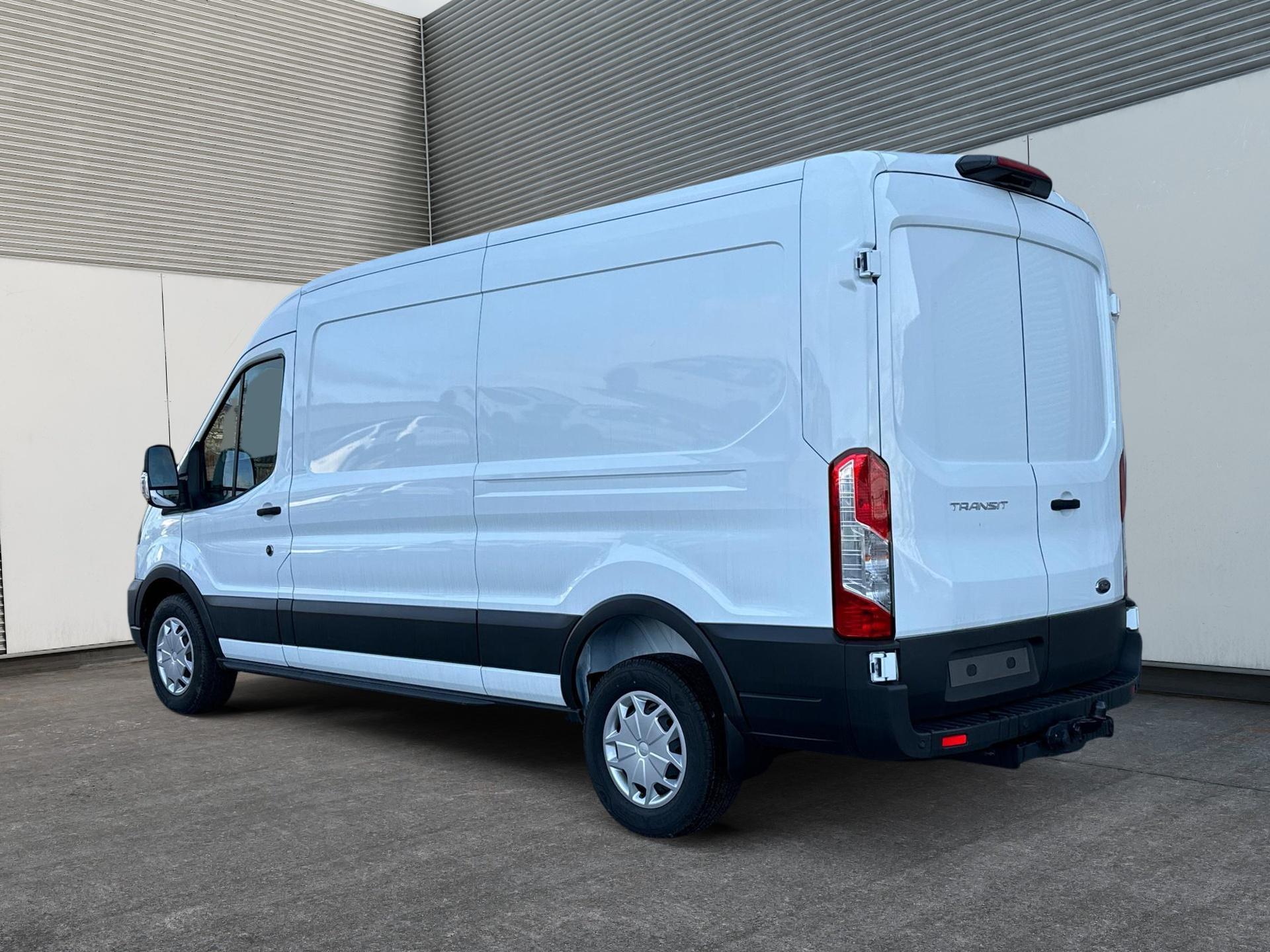 Ford / Transit /  /  /  / L3H2 + 350L+ STANDH.+ AHK+ KAMERA +GJR