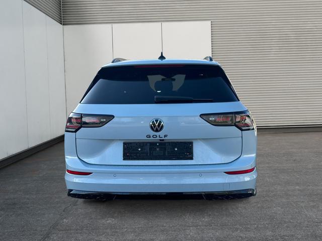 Volkswagen / Golf Variant / Blau / / / FACELIFT+IQ.LIGHT MATRIX BLACK+360°