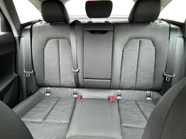 Audi A5 Avant Basis *SOFORT* AHK+KAMERA+EL. HECKKL.+NAVI+SHZ+17 LM 