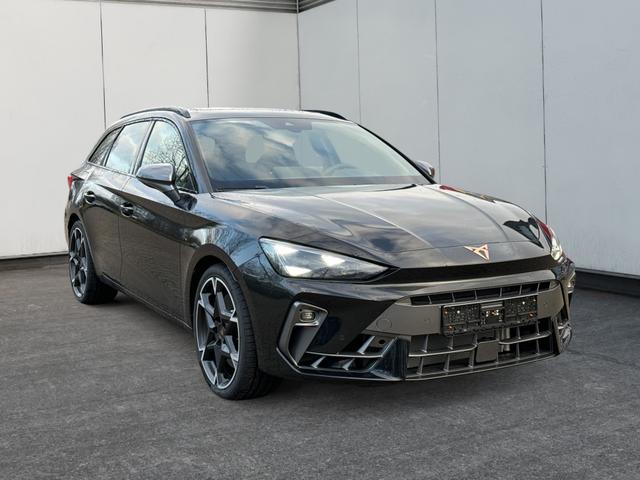 Cupra / Leon Sportstourer / Schwarz / / / ST FACELIFT+PANO+MATRIX+NAVI+SENNHEISER