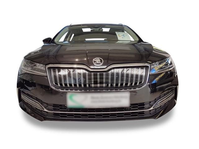 Skoda Superb Combi - Sportline PDC v+h+LED-MATRIX+KESSY Bestellfahrzeug 