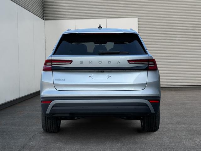 Skoda / Kodiaq / Silber / / / AHK+NAVI+19'' ALU+ACC+KAMERA, Beispielbilder, ggf. teilweise mit Sonderausstattung