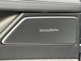 Volkswagen Passat Variant R-Line 4WD+AHK+PANO+HARMAN+19"+BLACK STYLE 