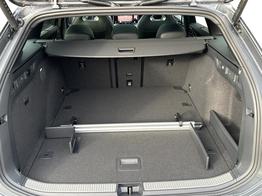 Volkswagen Passat Variant R-Line 4WD+AHK+PANO+HARMAN+19"+BLACK STYLE 