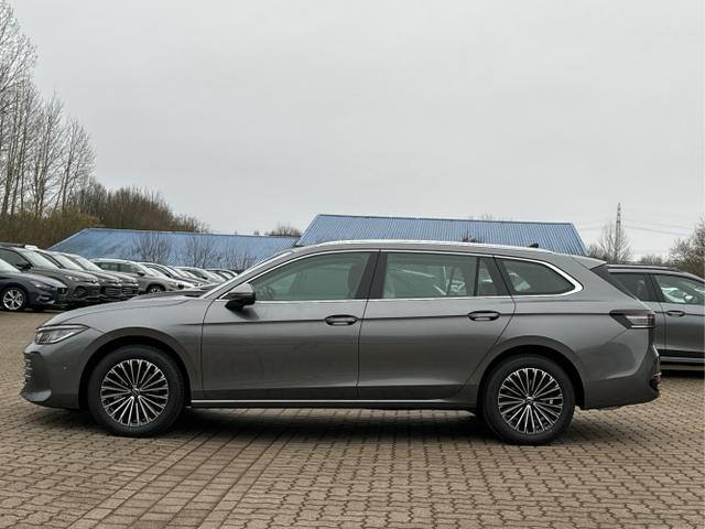 Volkswagen / Passat Variant / / / / DSG+NAVI+MATRIX+MASSAGE+ACC+KAMERA