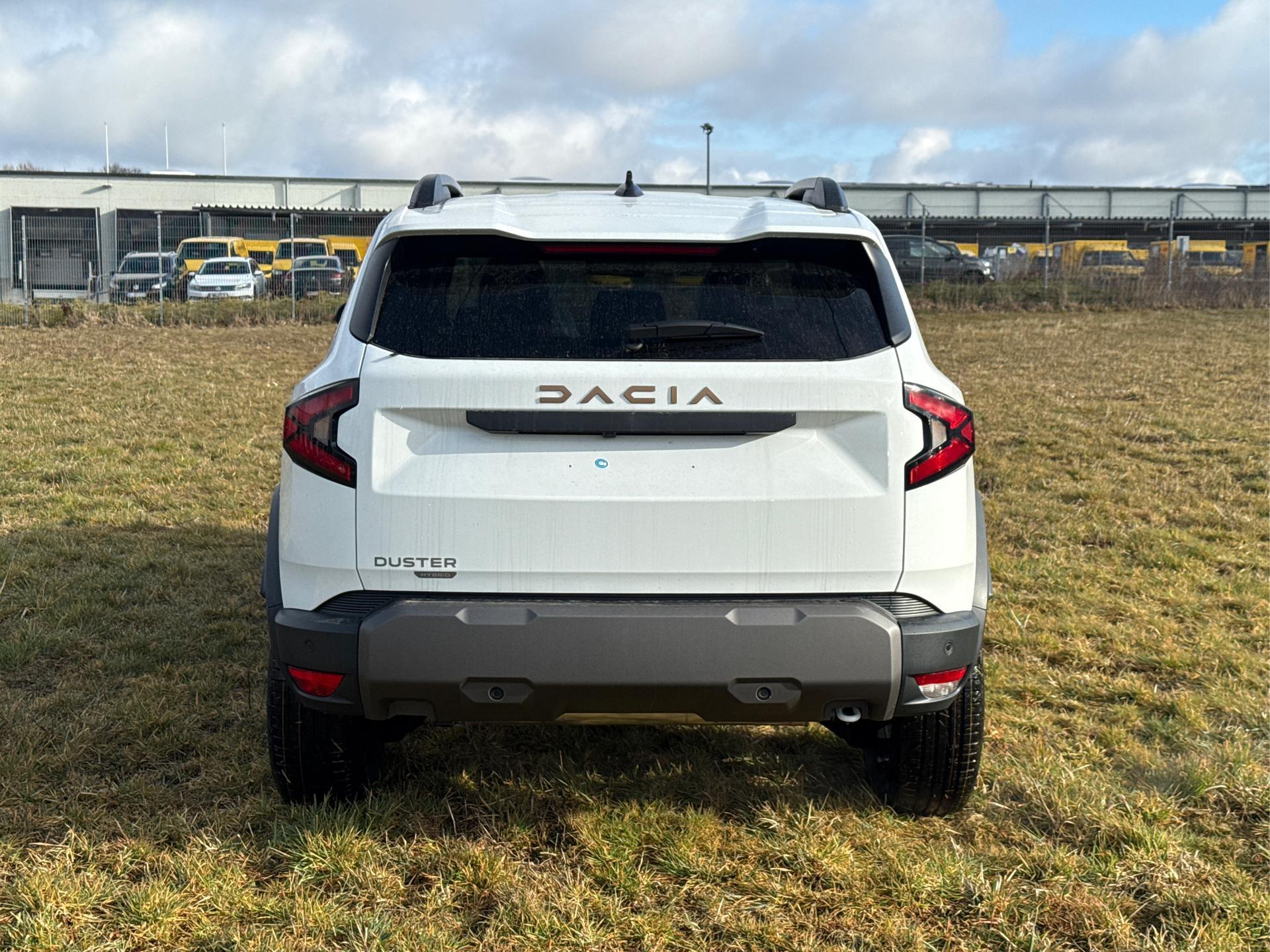 Dacia / Duster /  /  /  / KAMERA+PDC+KLIMA+SHZ+17ALU