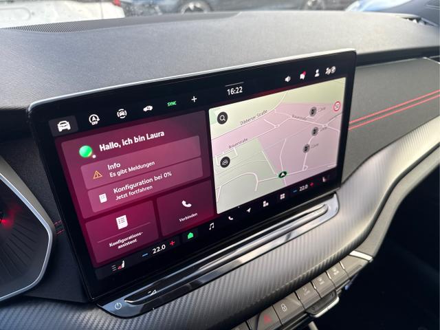 Skoda / Octavia Combi / Grau / / / PANO+NAVI+MATRIX+CANTON+19 LM+KAMERA