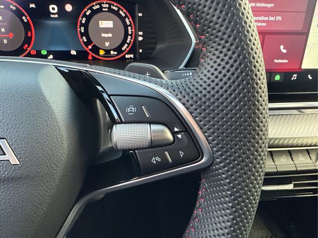 Skoda / Octavia Combi / Grau / / / PANO+NAVI+MATRIX+CANTON+19 LM+KAMERA