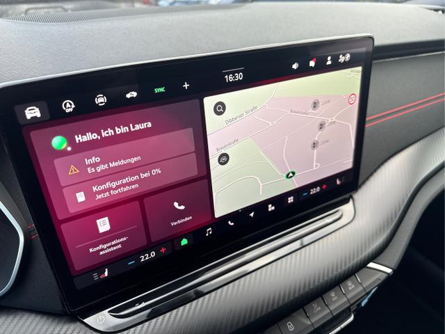 Skoda / Octavia Combi / Blau / / / PANO+NAVI+MATRIX+CANTON+19 LM+KAMERA