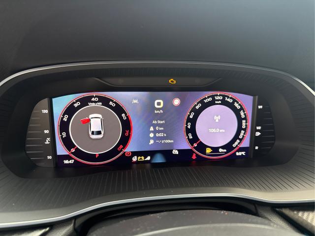 Skoda / Octavia Combi / Schwarz / / / NAVI+MATRIX-LED+EL. HECKKL.+ 18LM